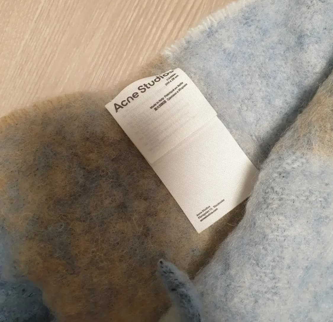 [새상품급] 아크네스튜디오 모헤어 머플러 파스텔 블루 베이지 상품이미지3