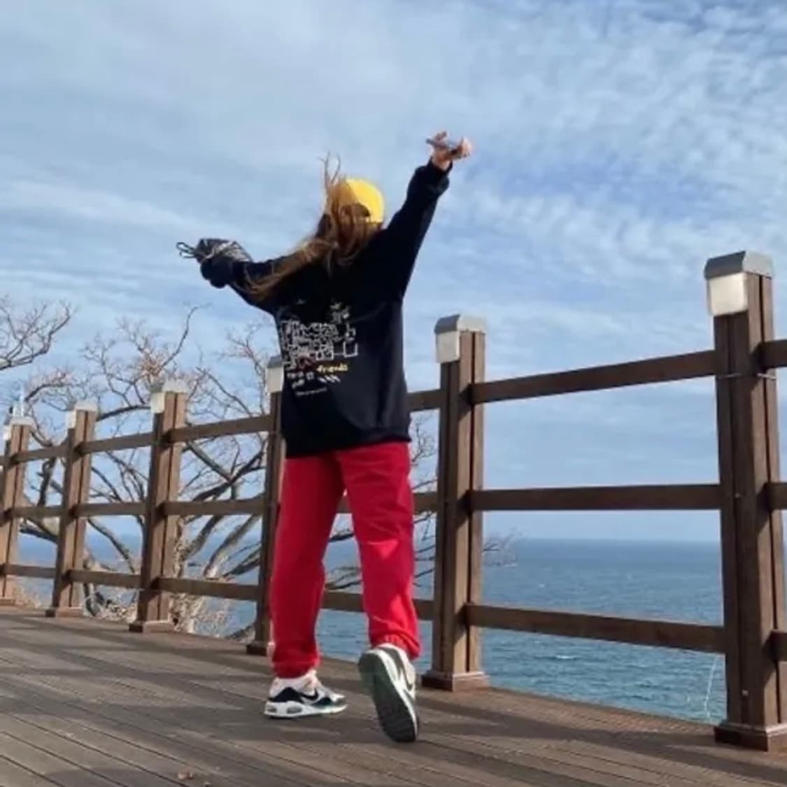 (S) 슬로우애시드 시그니처 로고 스웨트 조거 팬츠 상품이미지1