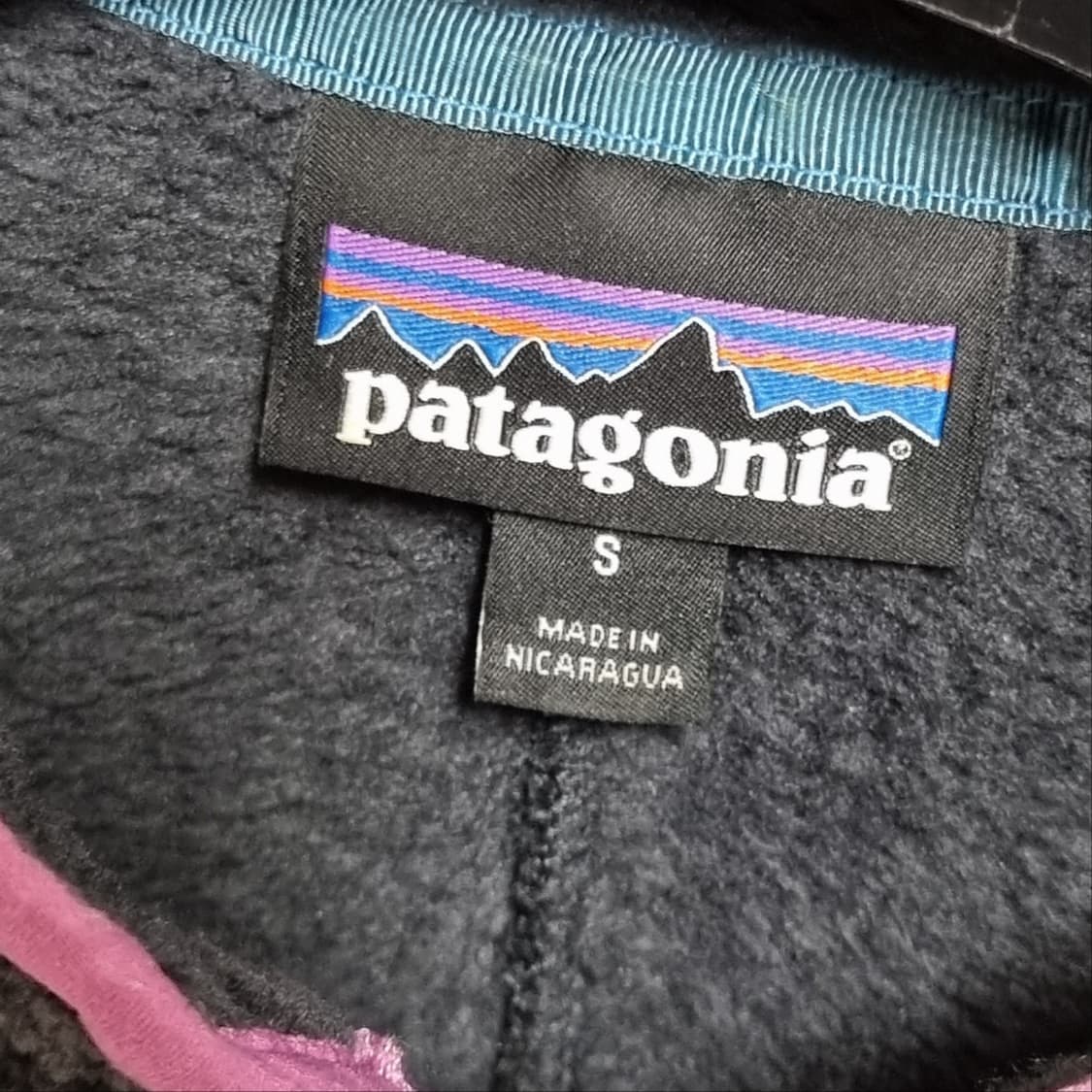 파타고니아 신칠라 플리스 아노락 상품이미지3