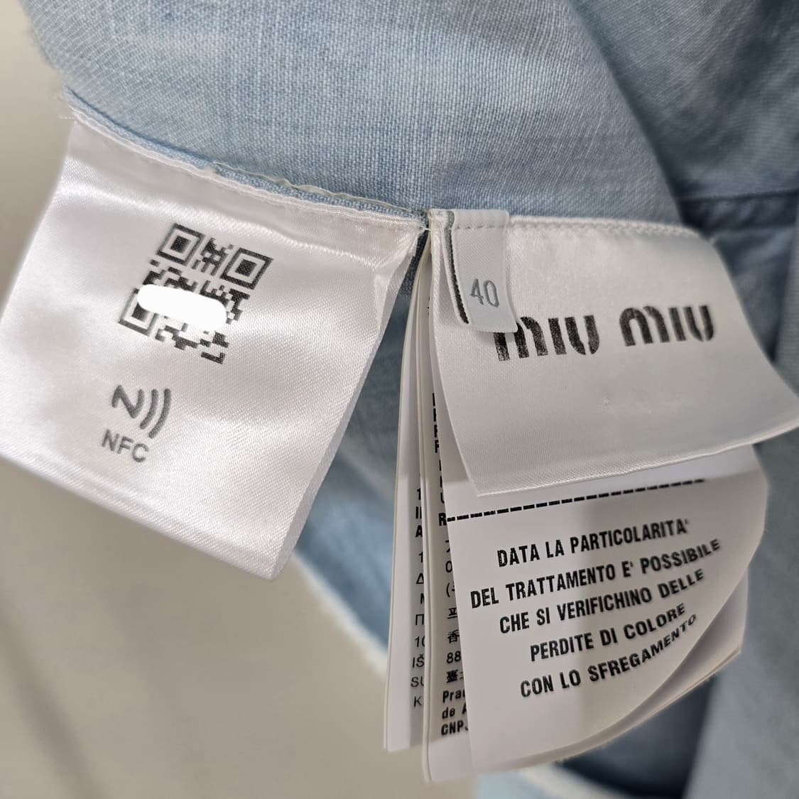 미우미우 샴브레이 데님 크롭 셔츠 40사이즈 판매 상품이미지2