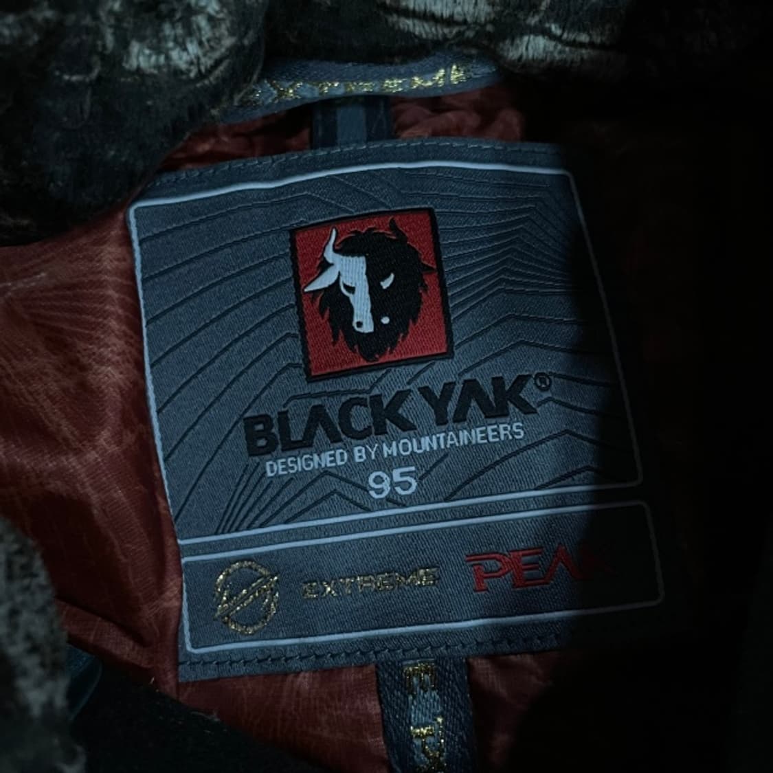 95  블랙야크 패딩 상품이미지4