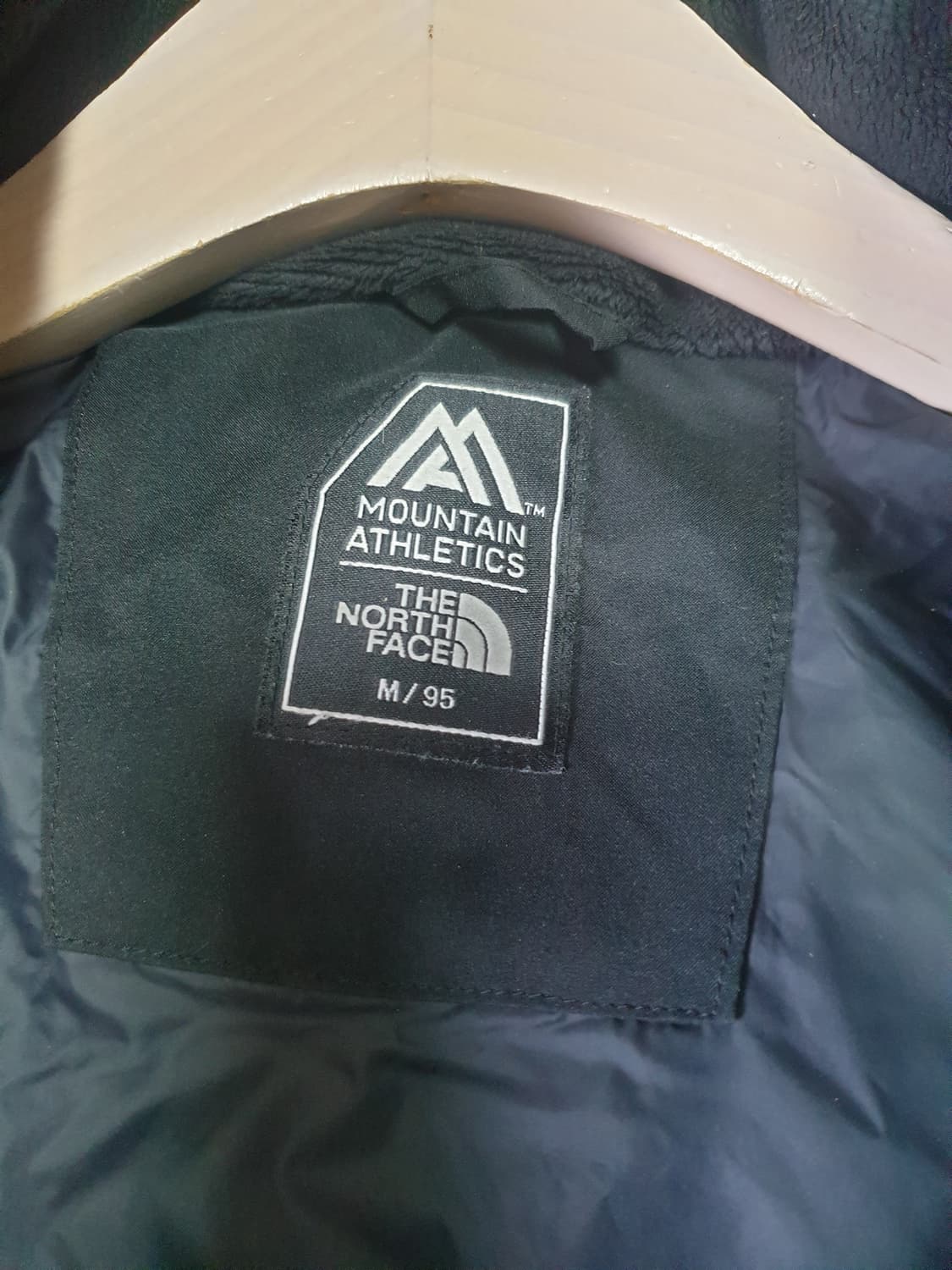 노스페이스 블랙 롱패딩 상품이미지4