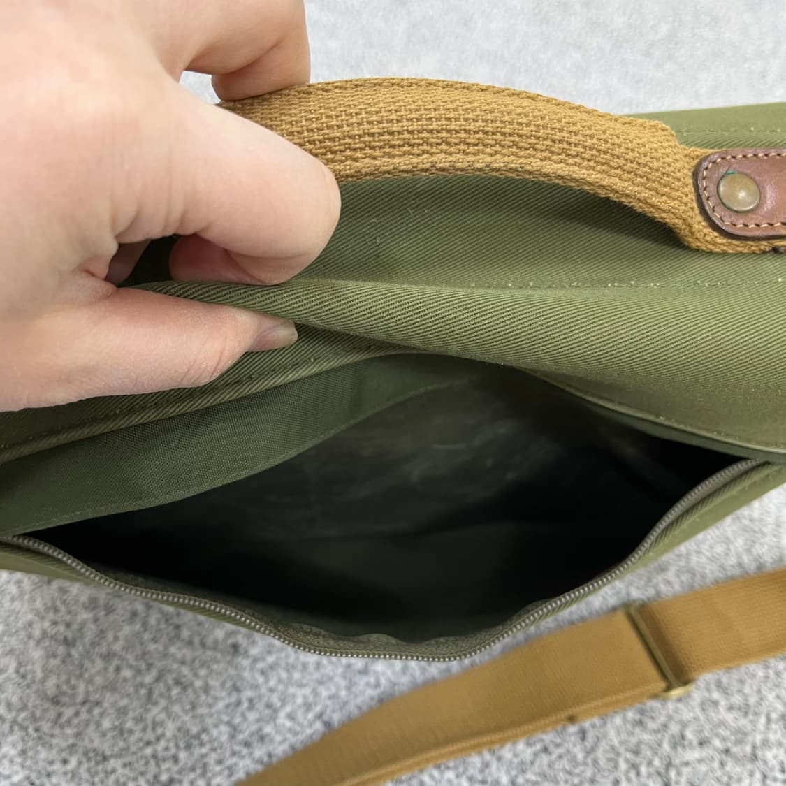 실측확인 빌링햄 하들리 가방 0408M 상품이미지3