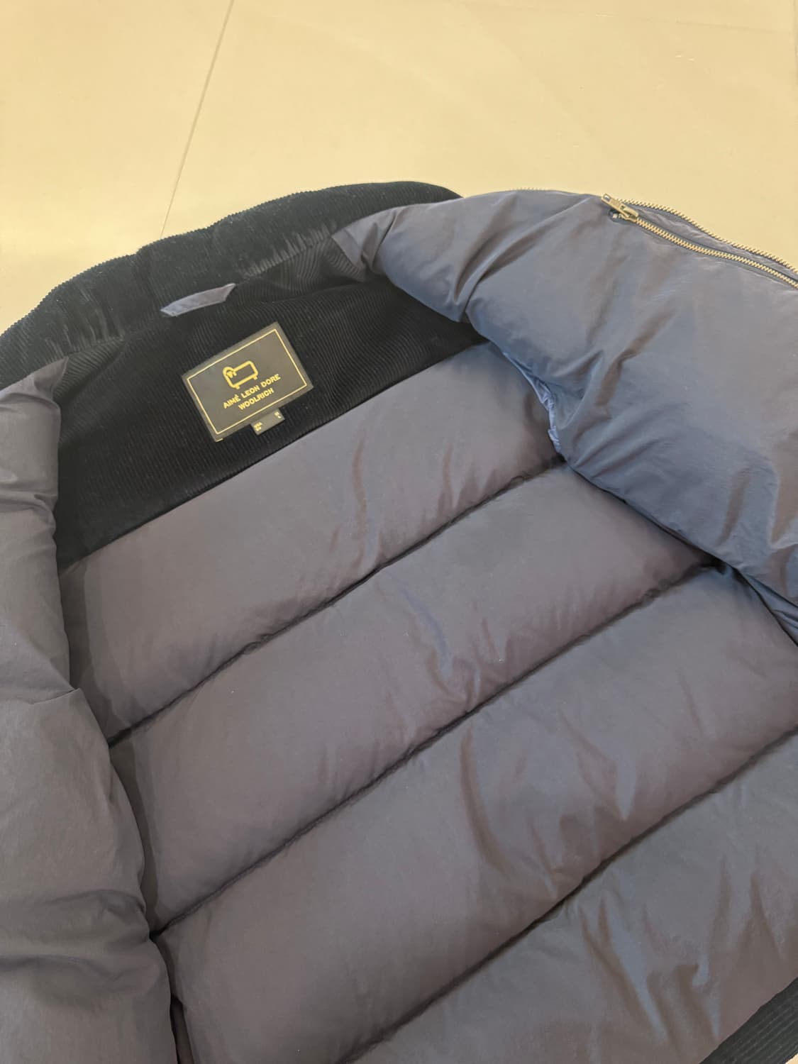 울리치 에임레온도르 코듀로이 패딩 상품이미지6