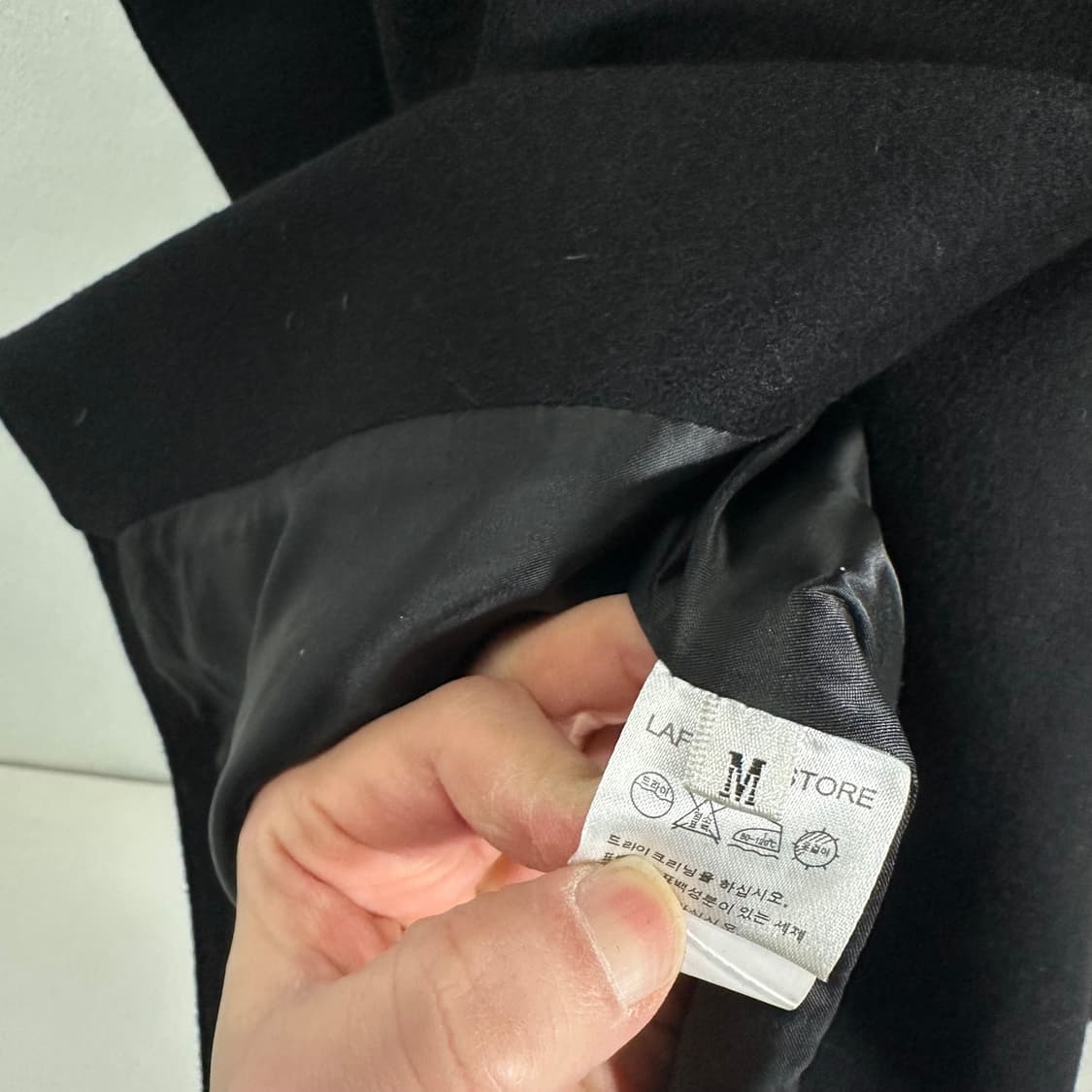 우먼FREE 라퍼지스토어 블랙 카라넥 울 싱글코트 상품이미지6