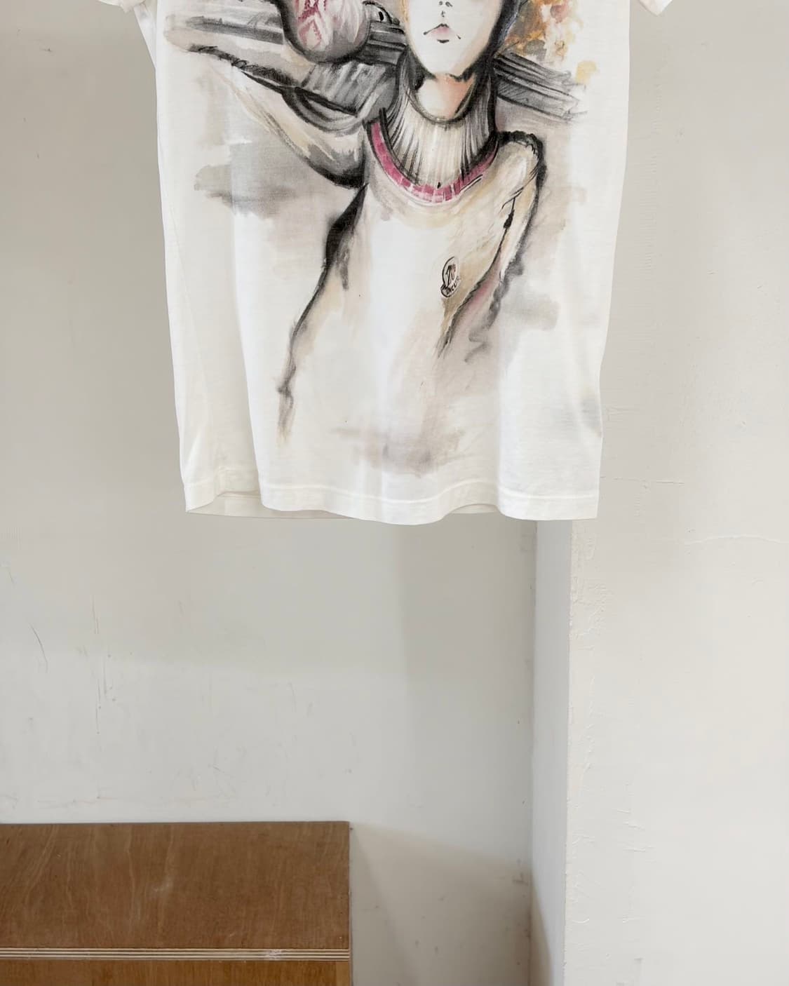 몽클레어 화이트 그래픽 하프 티셔츠  상품이미지5