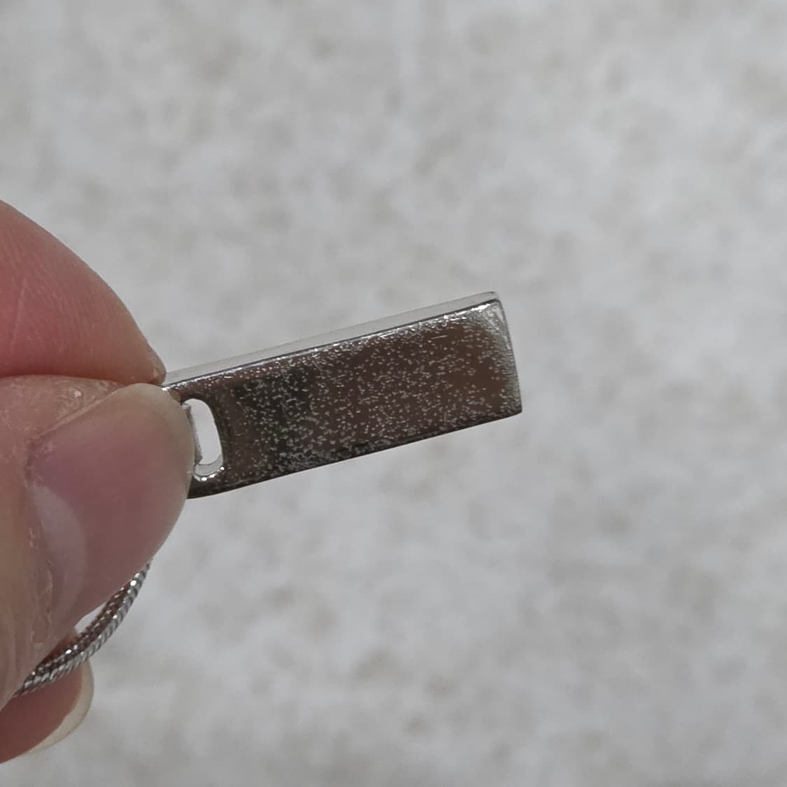 디올 은장 dior 로고 플레이트 목걸이(남녀공용) 상품이미지7