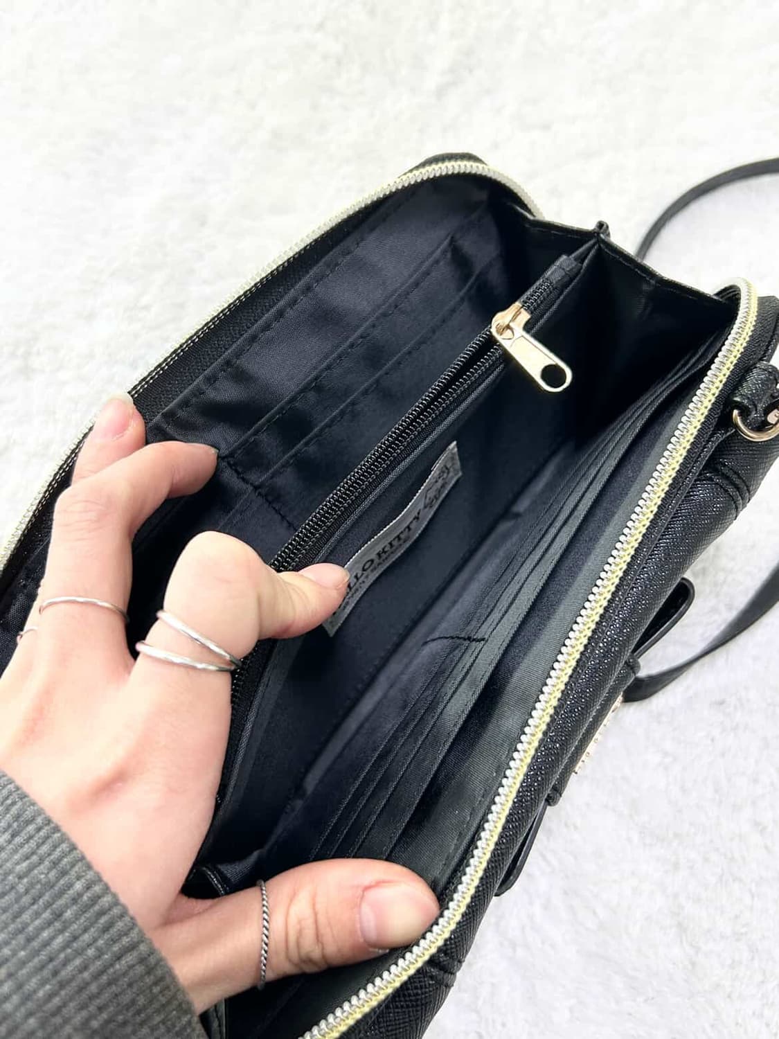 헬로키티 금장 블랙 지갑백 상품이미지7