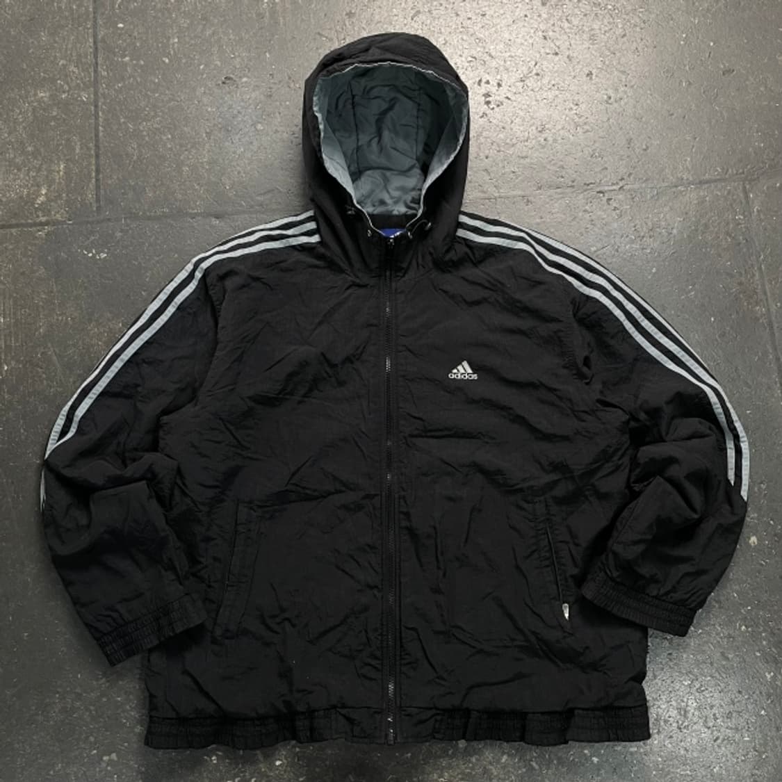 105 아디다스 올드스쿨 누빔점퍼  상품이미지1