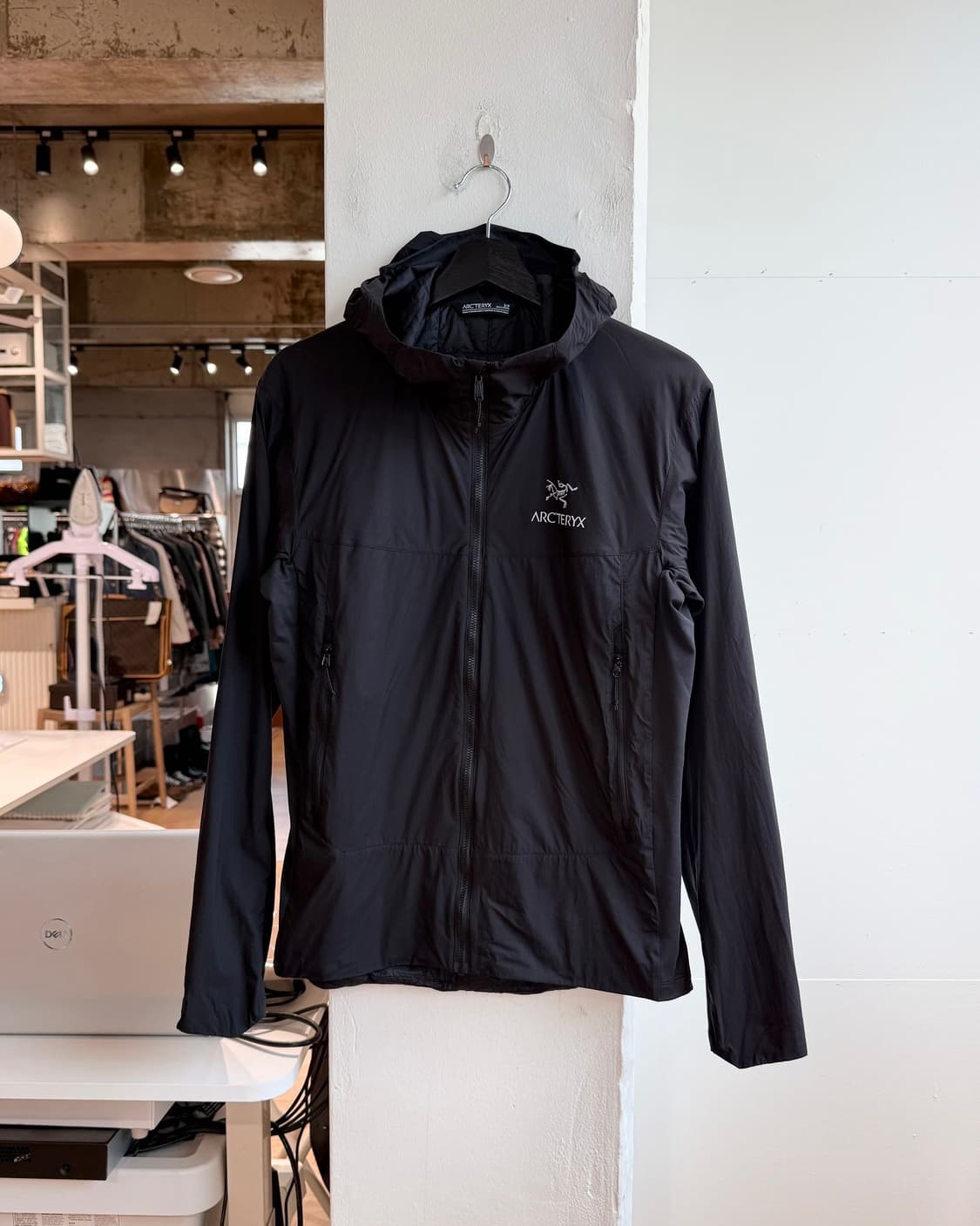 아크테릭스 블랙 아톰 SL 후디 자켓  상품이미지2