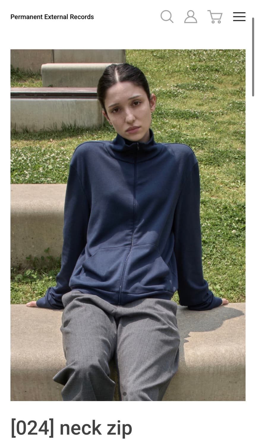 neck zip black 상품이미지1