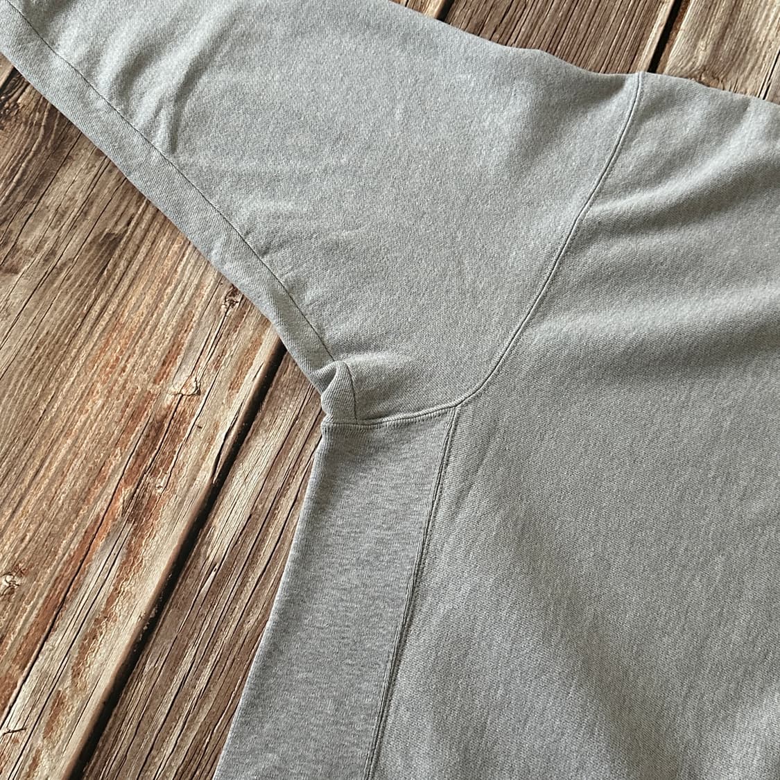 베이프 챔피온 리버스위브 크루넥 프린팅 스웻셔츠 그레이 색상 M 사이즈 상품이미지9