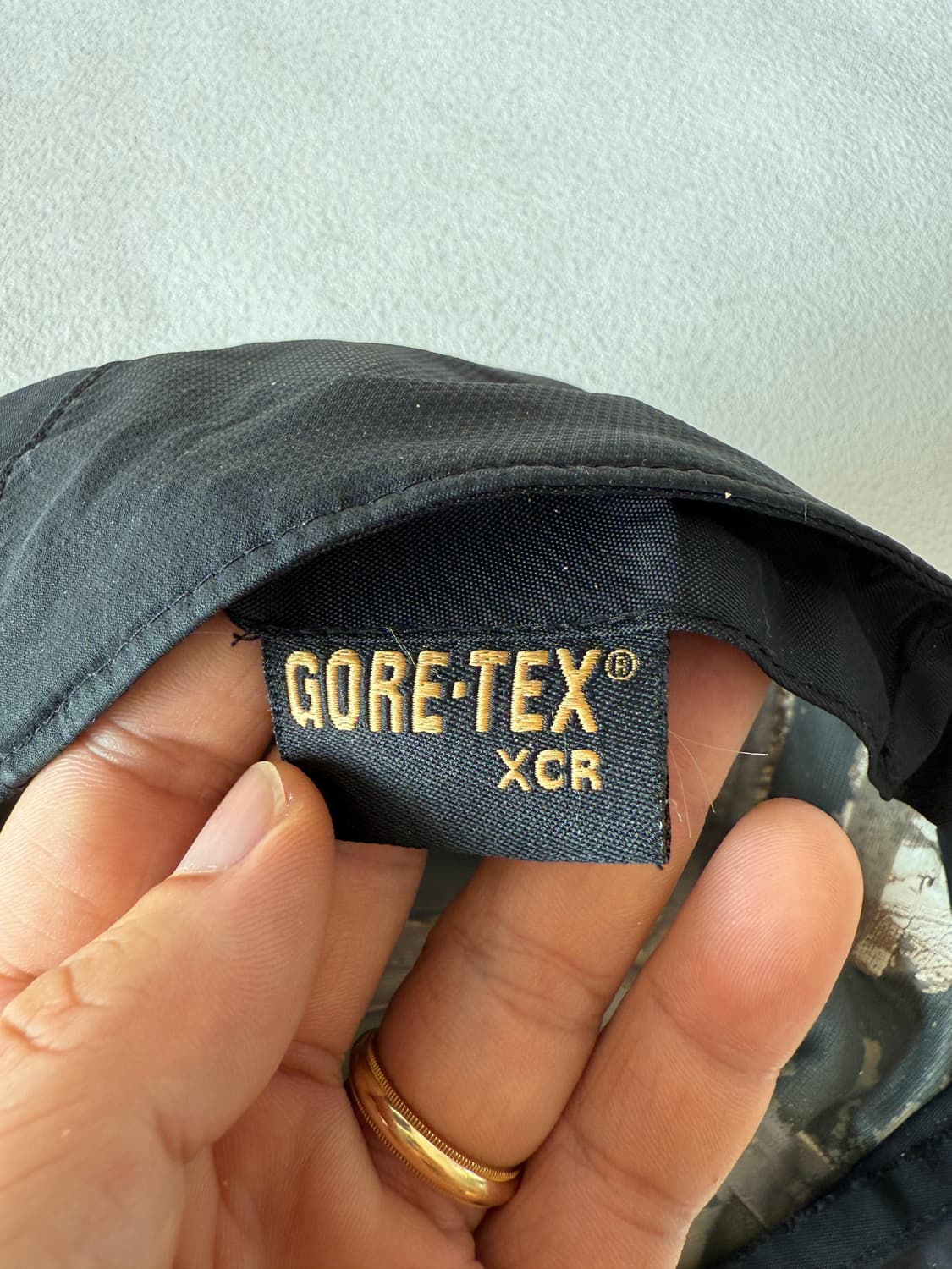 아크테릭스(ɅRC'TERYX) 고어텍스 캡 상품이미지6
