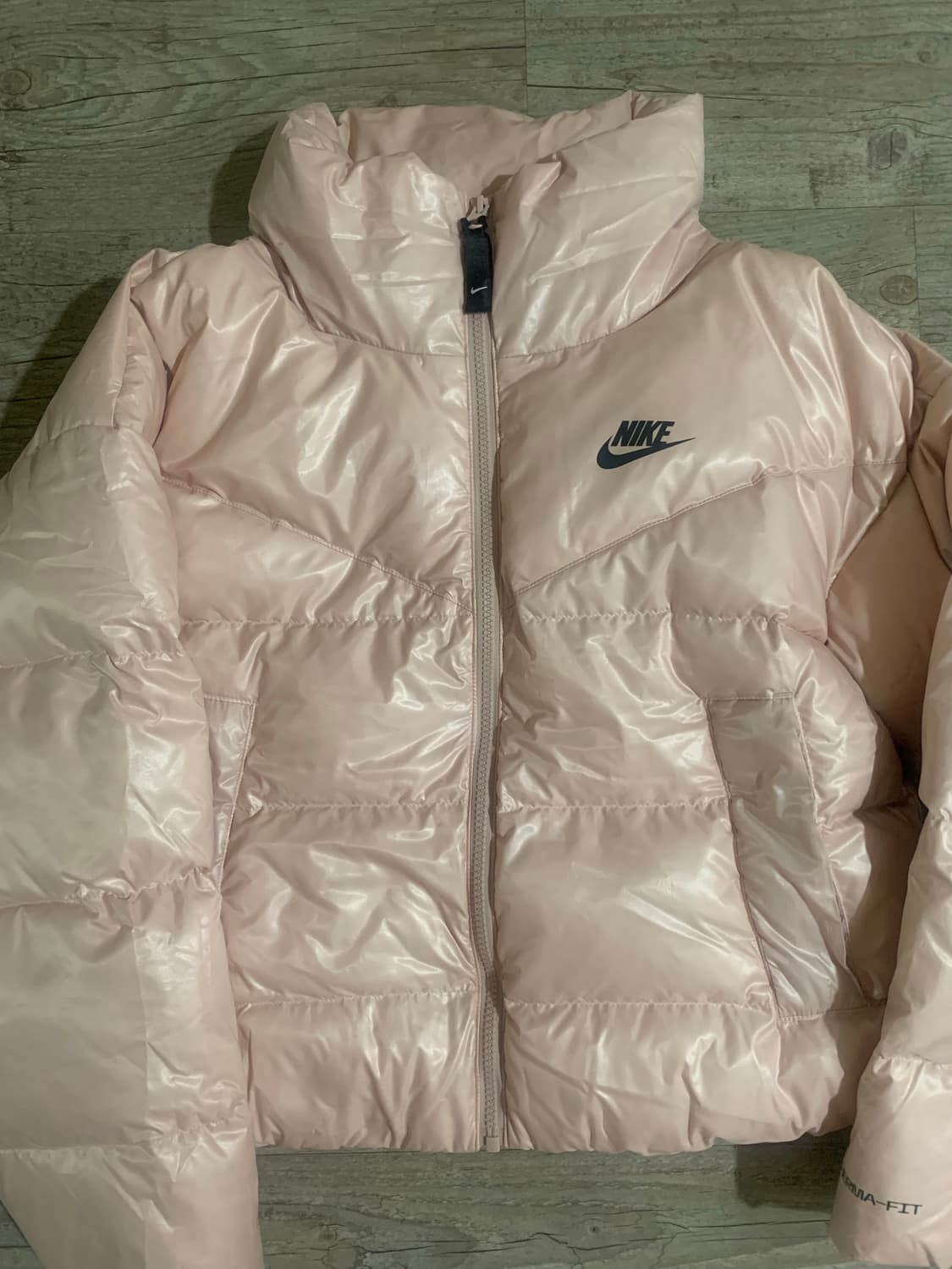 나이키 써마 핏 시티 핑크 숏패딩 DH4080-601 상품이미지3