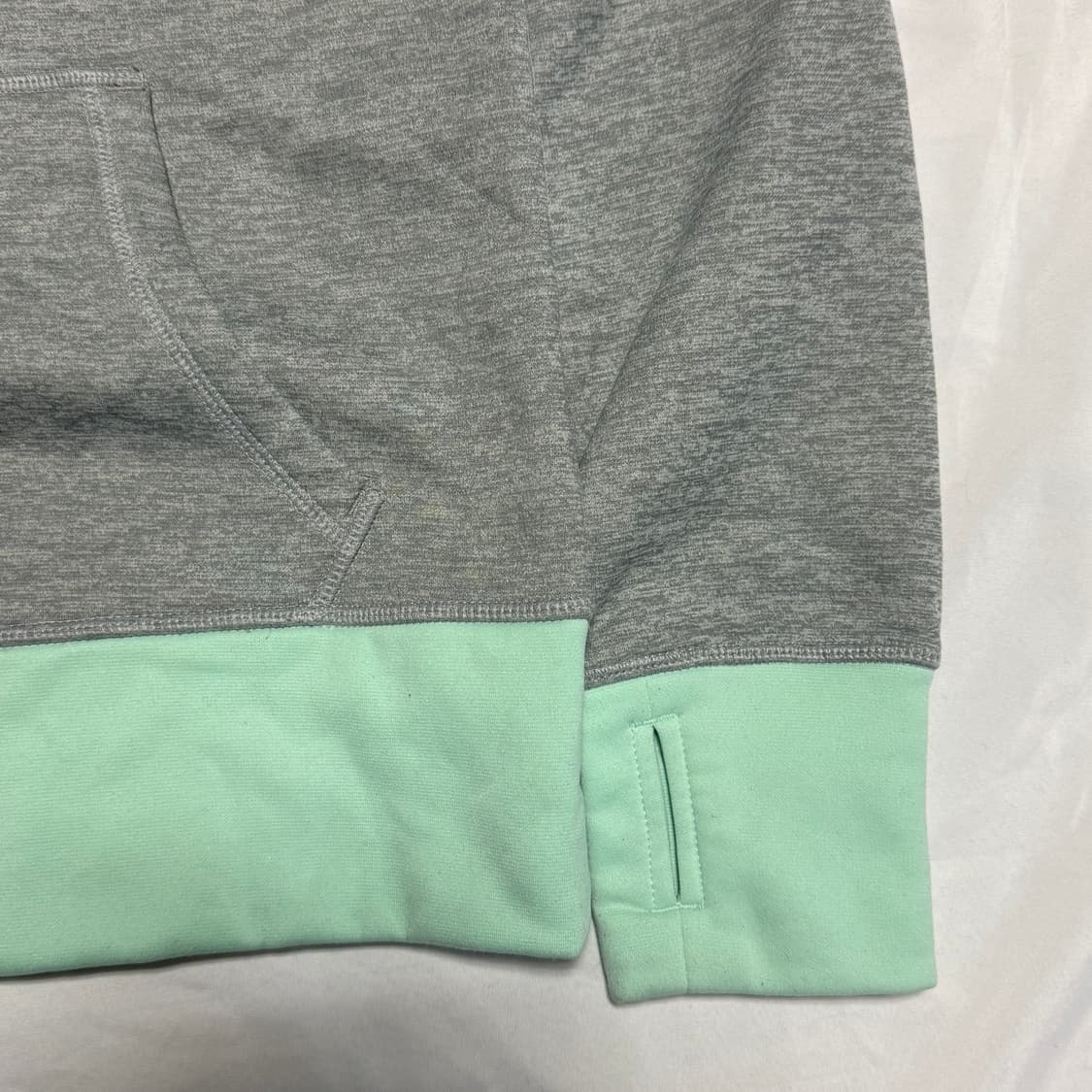 [M] 나이키 스우시 기모 후드티 상품이미지3