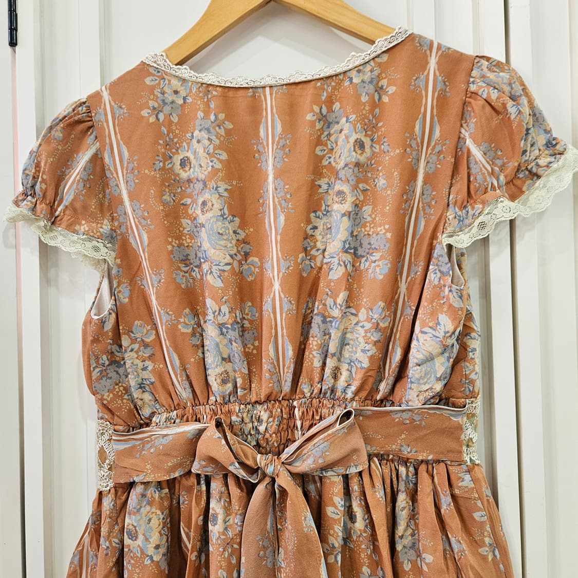 엑시즈팜 (axes femme) 카라멜 플라워원피스 상품이미지7