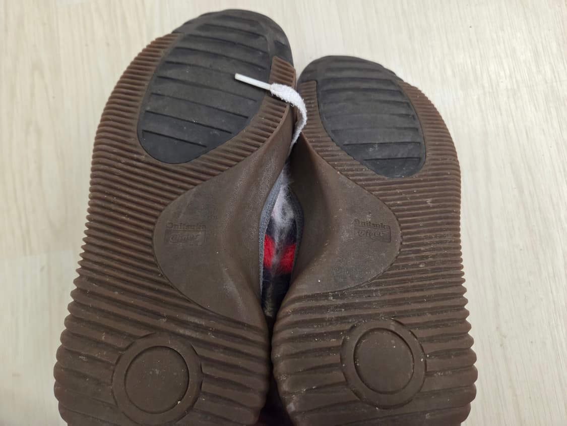 오니츠카타이거 털 스니커즈 235 상품이미지8