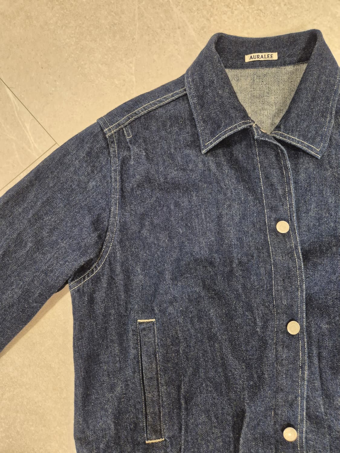 오라리 셀비지 라이트 데님 블루종 인디고 - 23SS | Auralee 상품이미지6