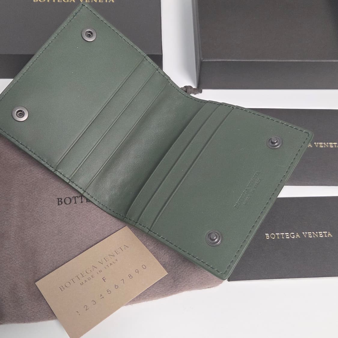 BOTTEGAVENETA 보테가베네타 정품 미사용 카드지갑 인트레치아토 상품이미지2