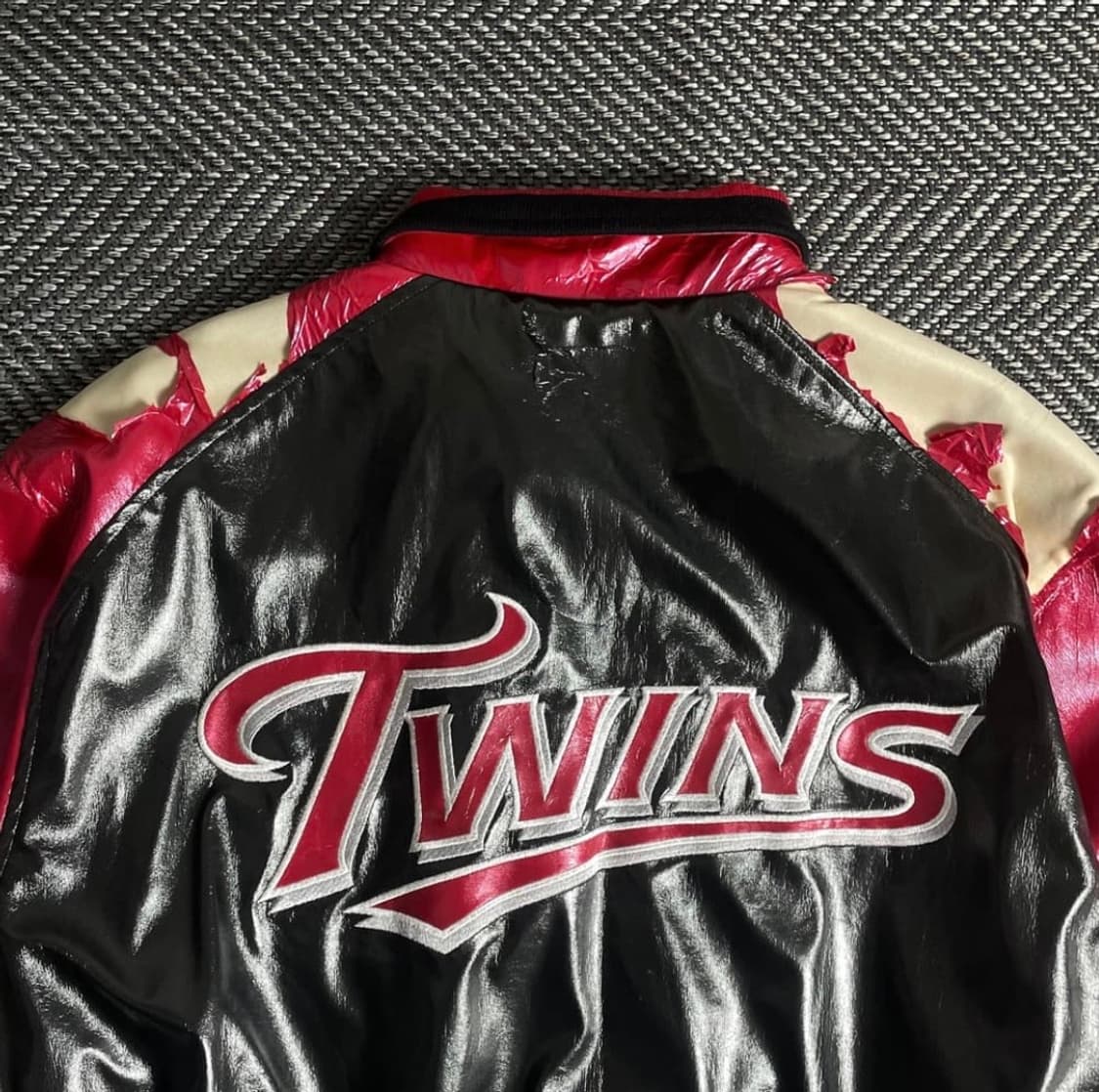 데상트 Lg 트윈스 올드스쿨 베이스볼 자켓o 2941 상품이미지6