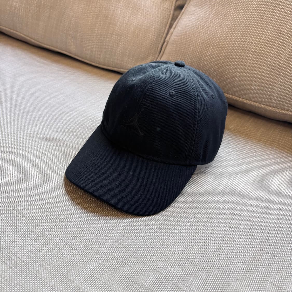 나이키 조던 클래식 점프맨 올블랙 프로 볼캡 상품이미지3