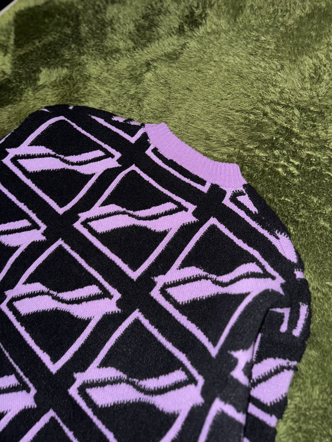 [M] We11done 웰던 스퀘어 로고 플리스 파일 니트 상품이미지8