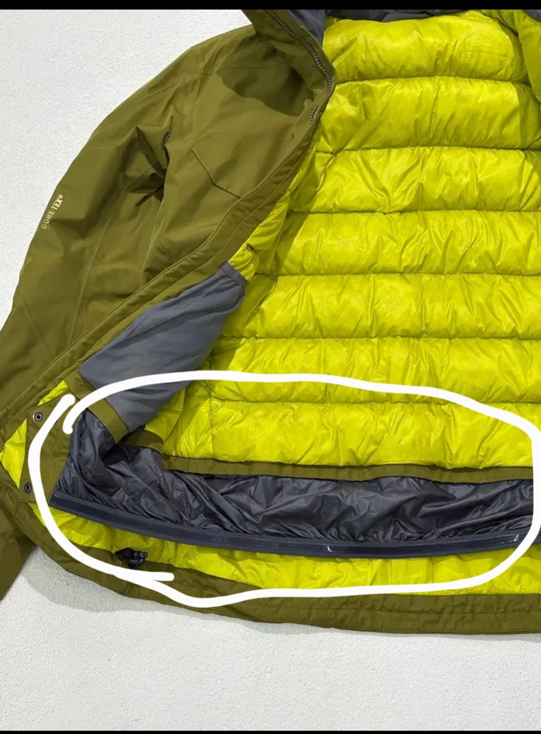 아크테릭스 고어텍스 점퍼패딩 상품이미지7