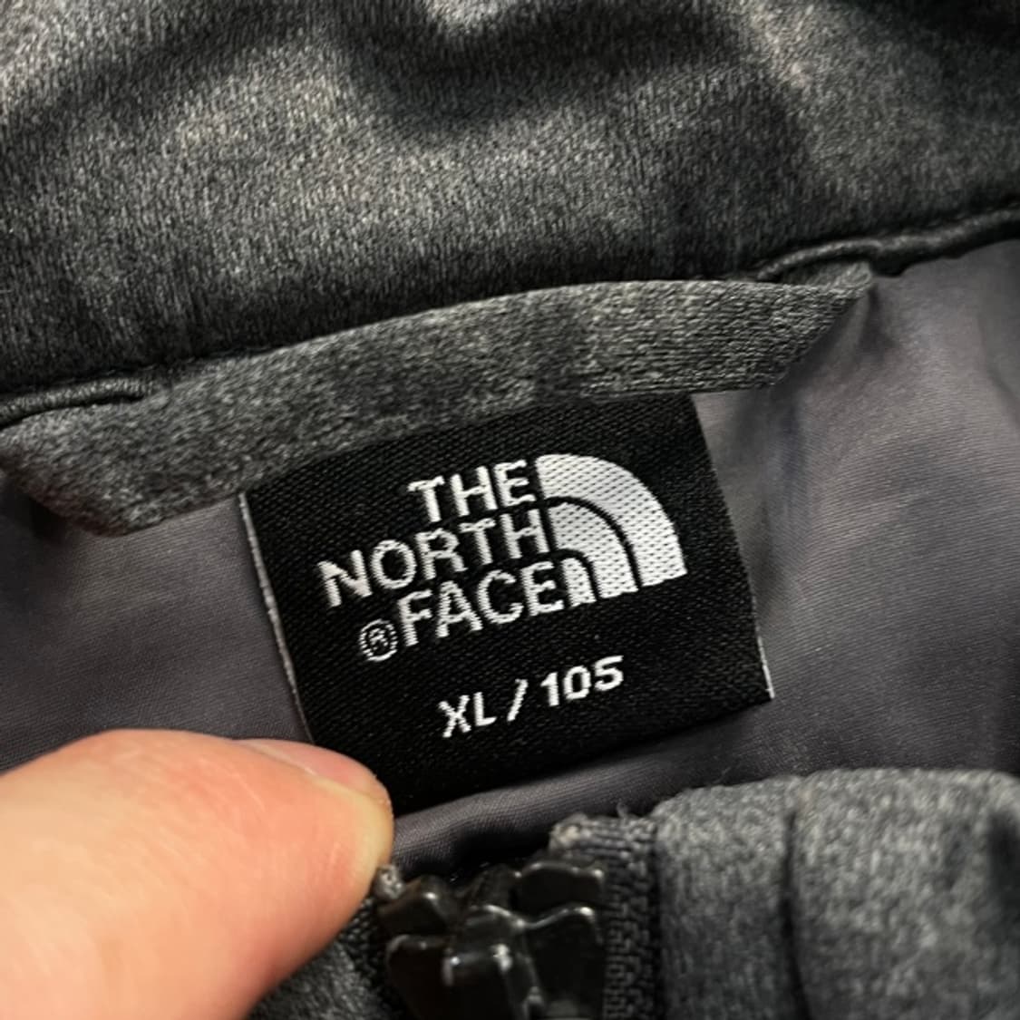 105 노스페이스 브이모션 경량패딩 상품이미지3