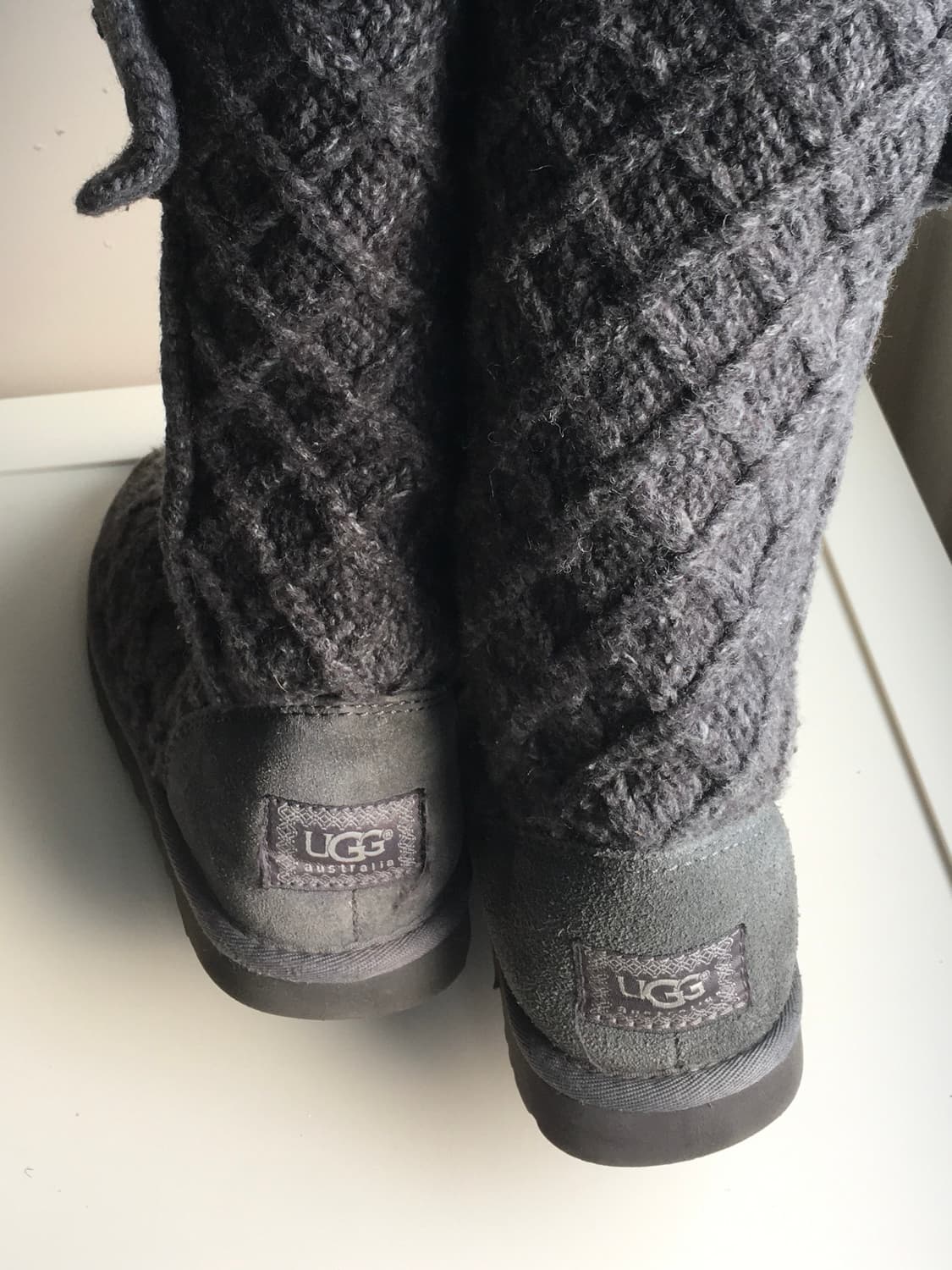 어그 카디 니트 부츠 차콜 상품이미지3