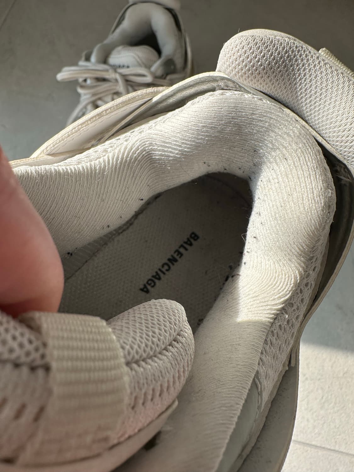 발렌시아가 트랙 화이트 판매 상품이미지2