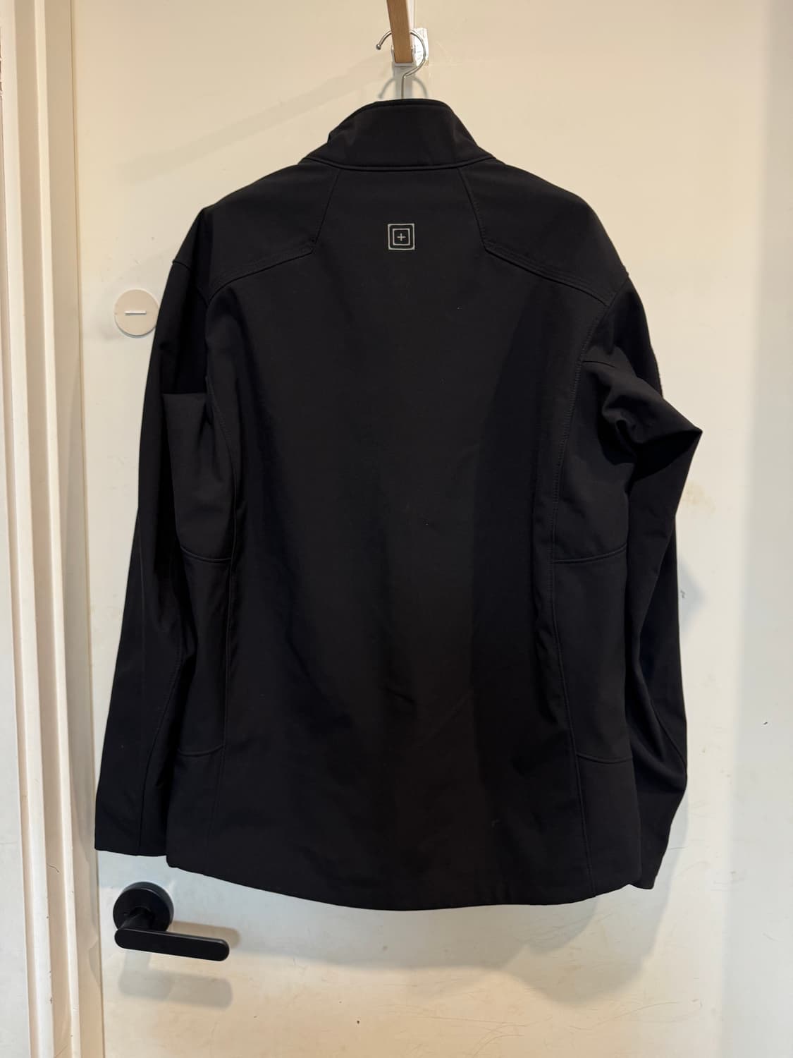 5.11 택티컬 소프트쉘 자켓 상품이미지2