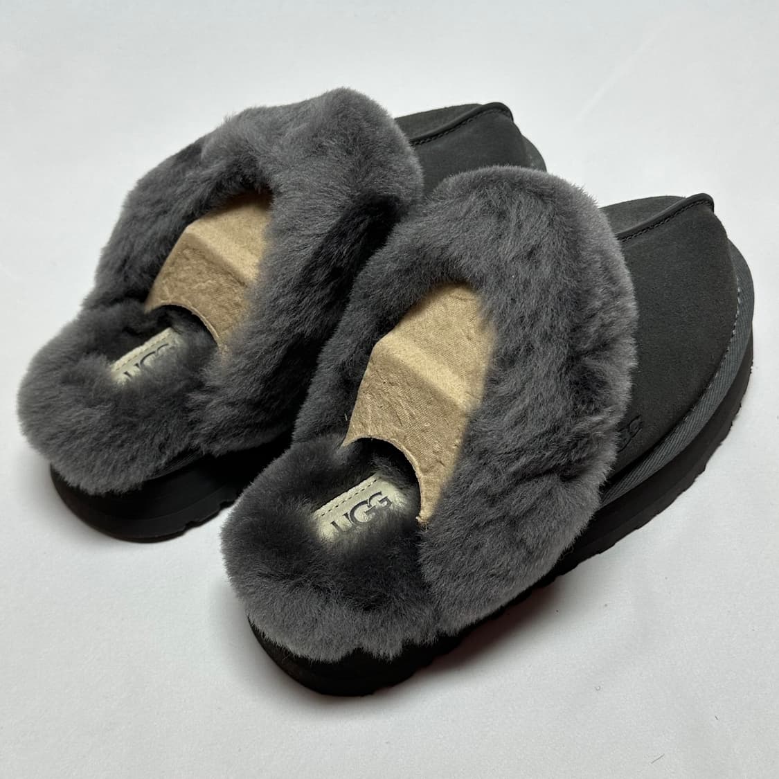 (240) 미국 어그 UGG 디스케트 차콜 털신 겨울신발 새제품 상품이미지3