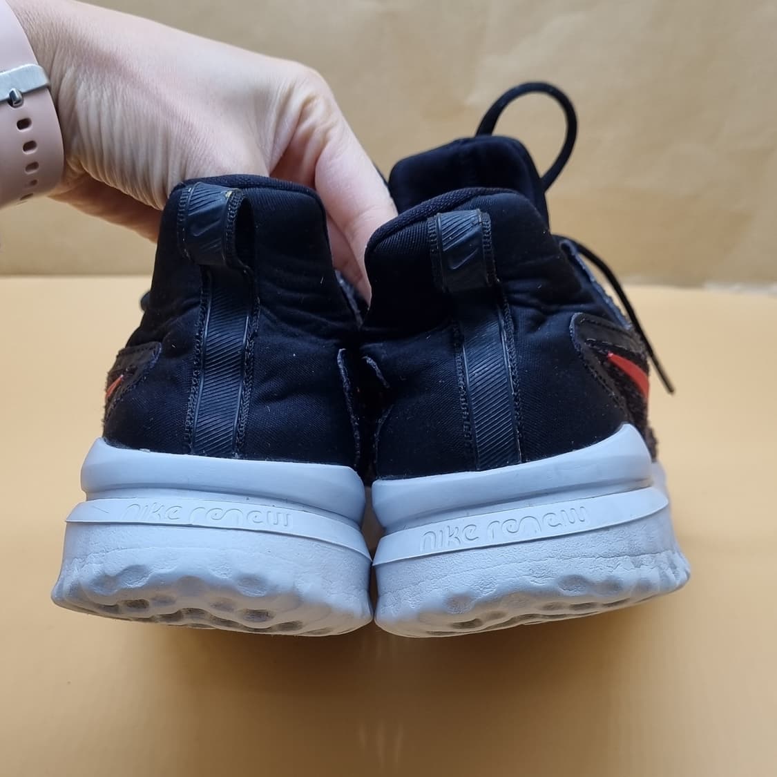 나이키 리뉴 라이벌 남성운동화280 상품이미지4