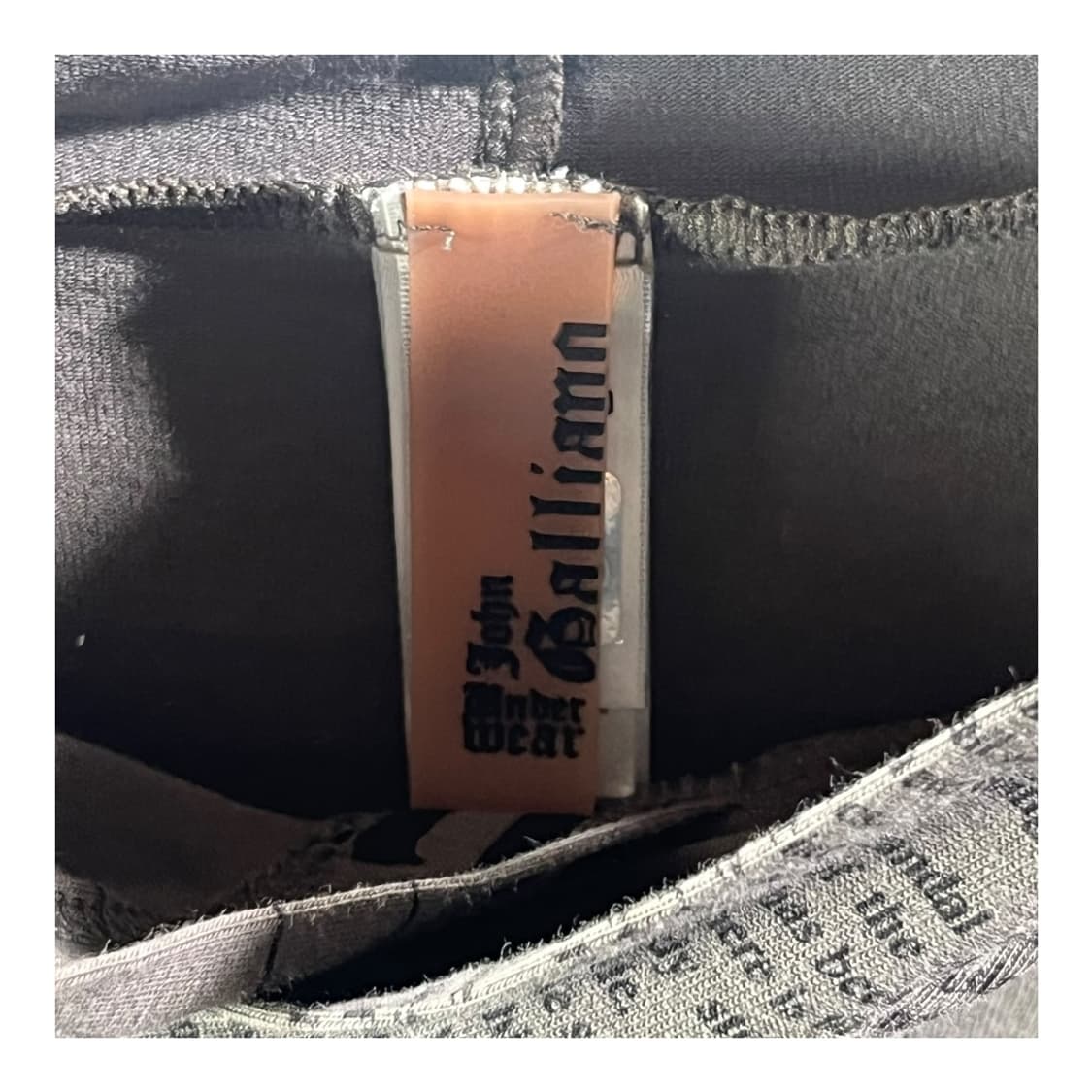 [John Galliano] 00s 존갈리아노 펑크 뉴스페이퍼 후드티 상품이미지6