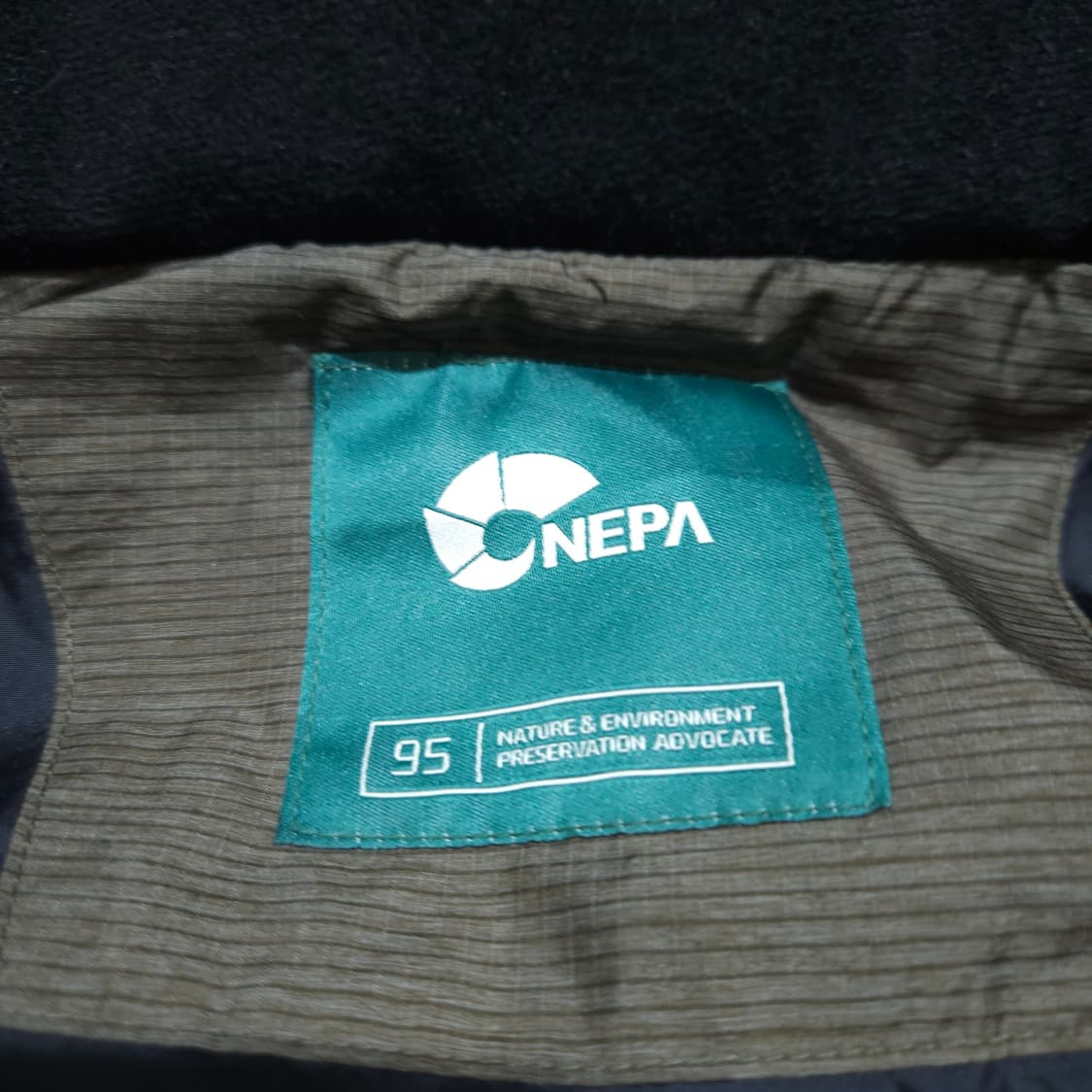 네파) M 남자 오리덕 패딩조끼 / 왕눈이샵 상품이미지7