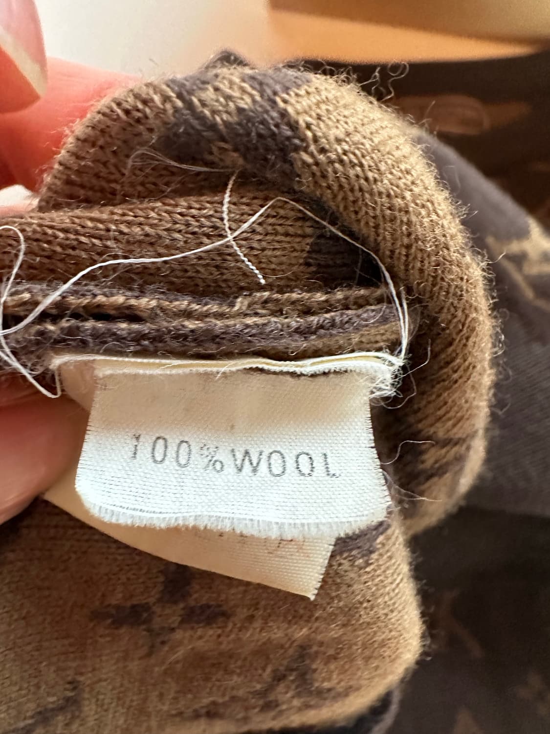 루이비통 빈티지 퍼 자켓 + 스웨터 상품이미지4