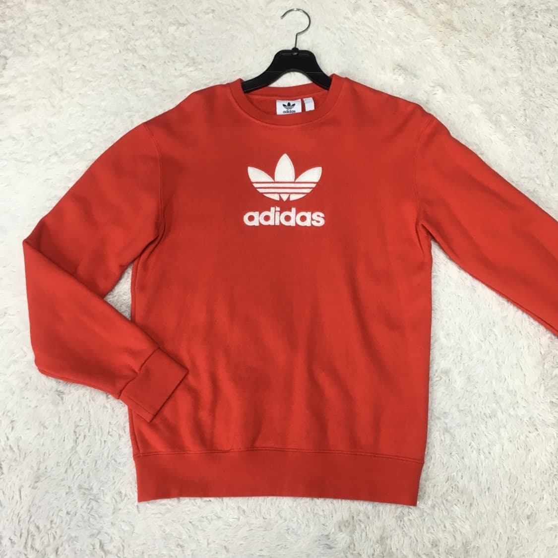 아디다스 여성 맨투맨 DD10 상품이미지1