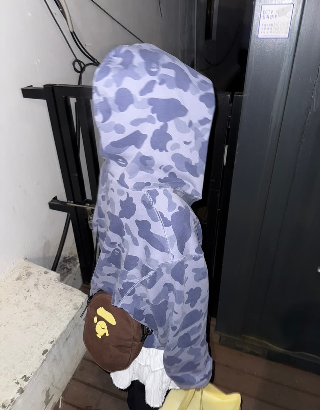 베이프 퍼스트 카모 헤비 워시 크롭 핏 후드집업 상품이미지3