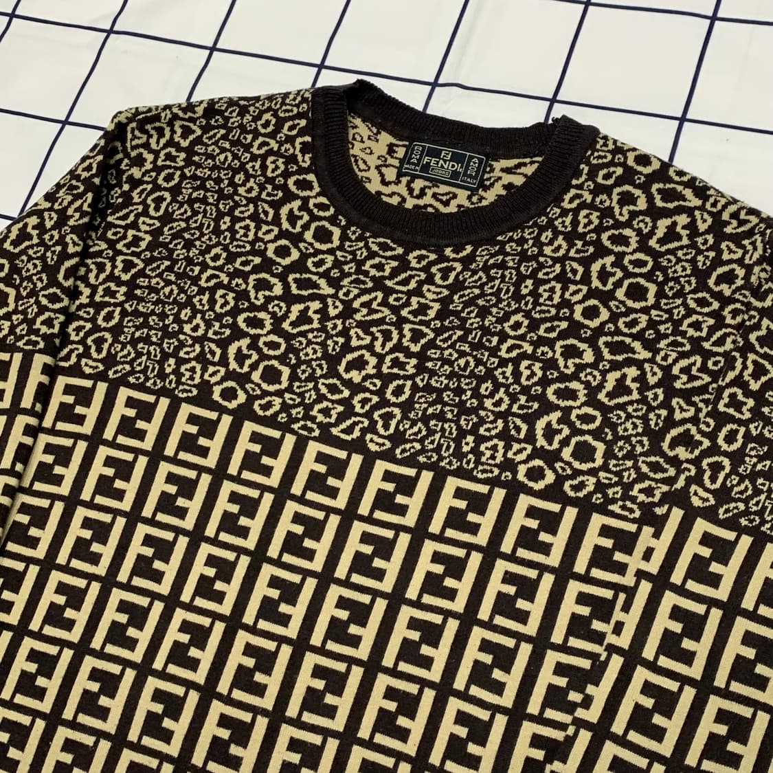 여성 펜디 쥬카 크롭니트(정품) 상품이미지2