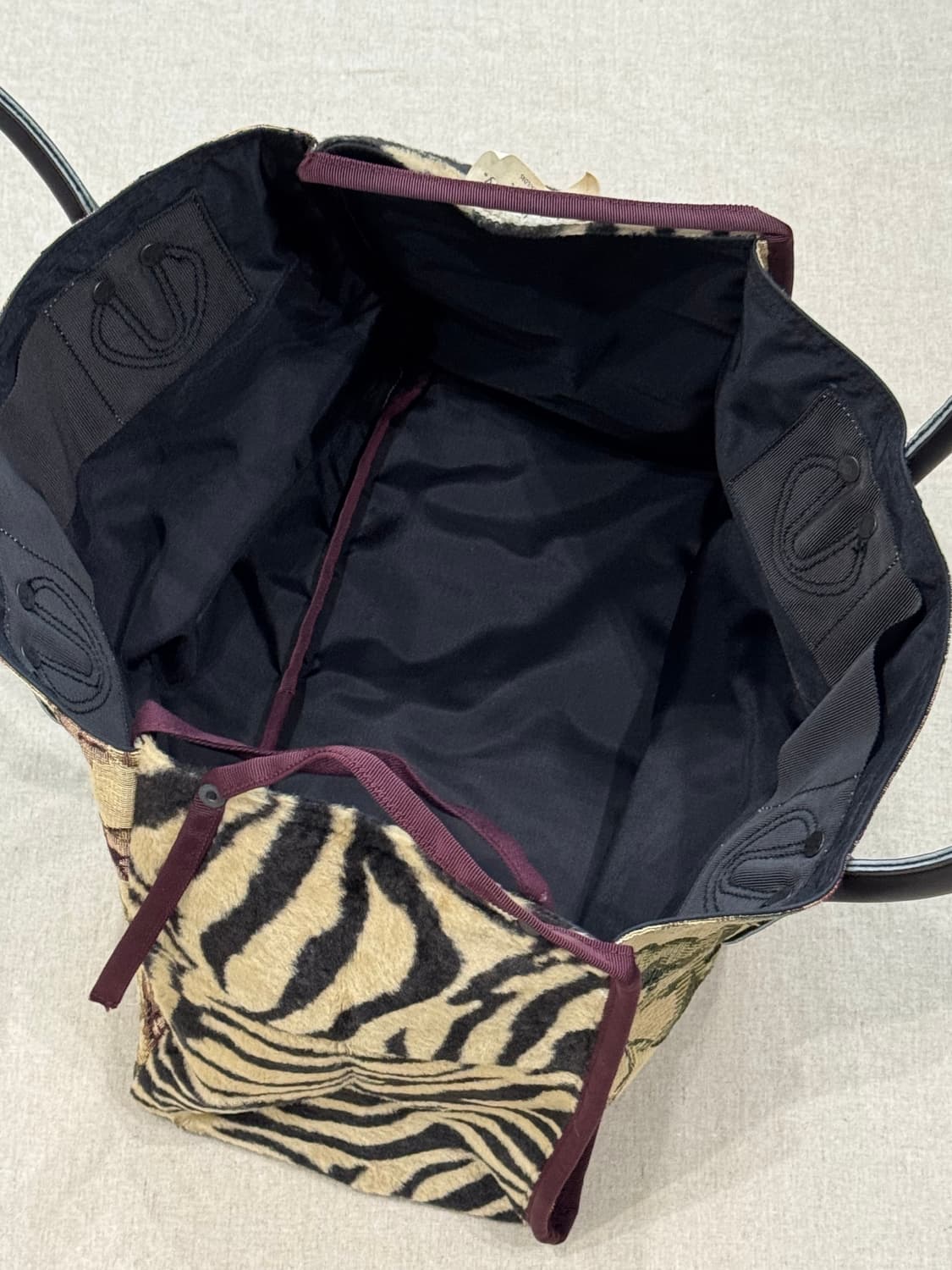 캐피탈 고블랑 타이거 밀크백 상품이미지8