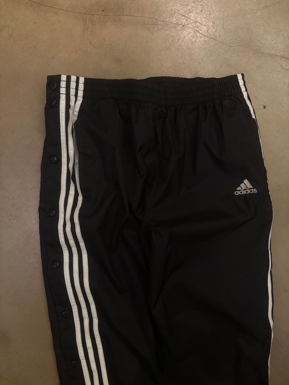 아디다스 사이드 스냅버클 나일론 팬츠 상품이미지3