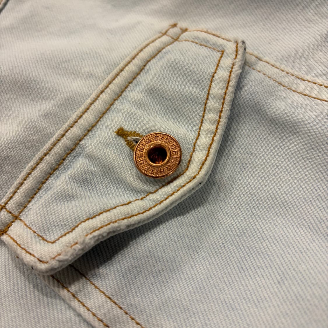 [L] 오프화이트 빈티지 연청 데님 셔츠 C37 상품이미지4