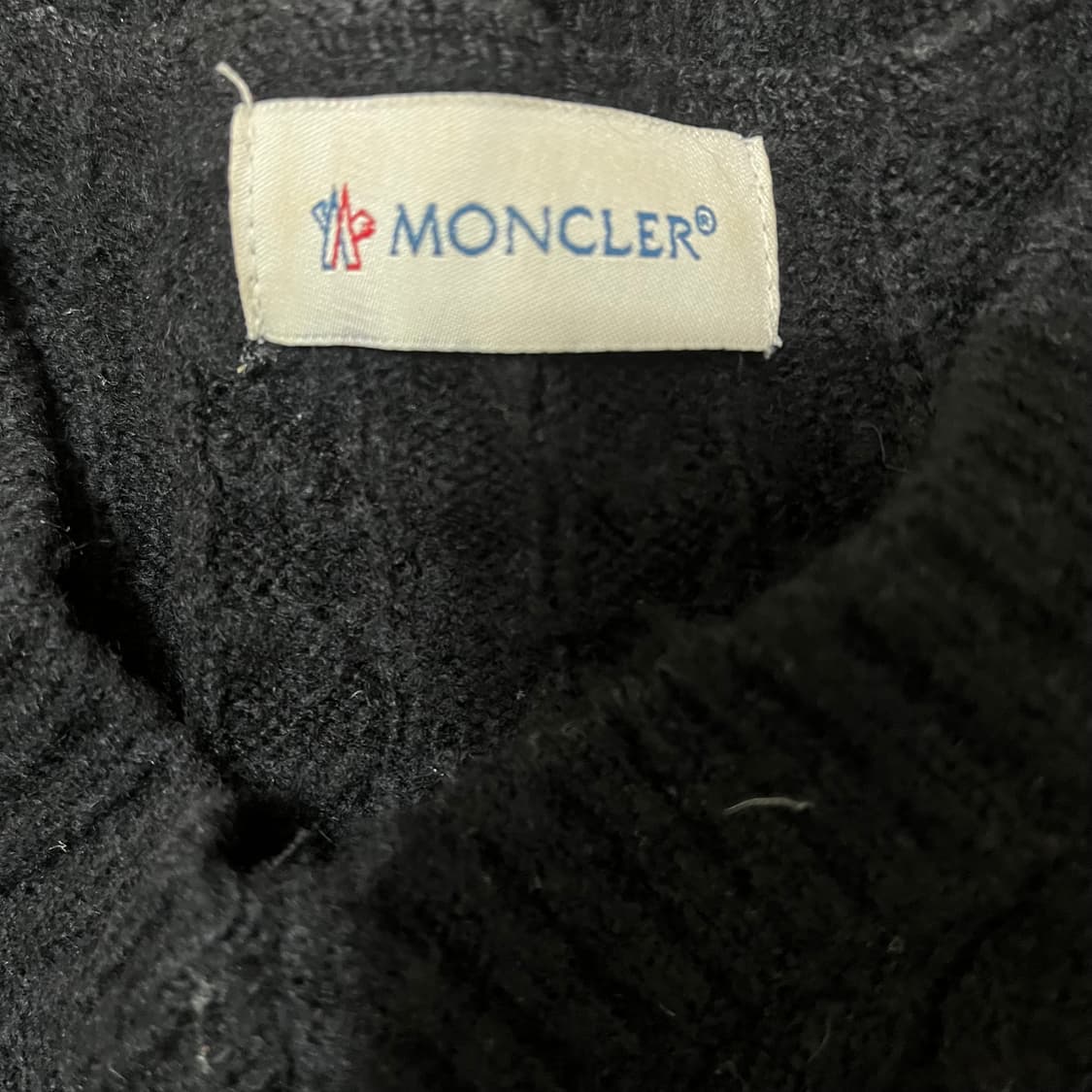 몽클레어 Moncler 여성 시그니처 자수 와펜 꽈배기 롱 니트 S(90 상품이미지4