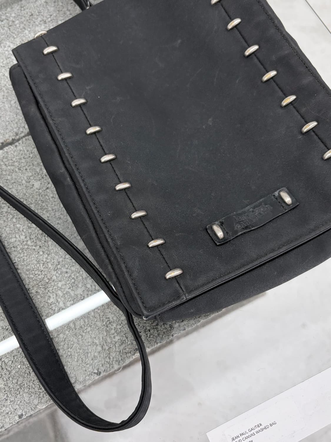 장폴고티에 스터드 패브릭 크로스백 상품이미지3