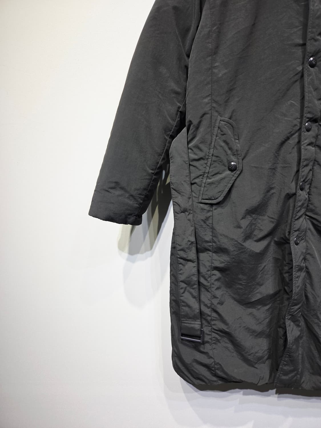 에디바우어 리얼 무스톤 구스다운 벨티드 롱코트 상품이미지4