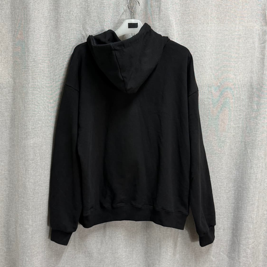 [루즈핏] 무센트 MUCENT 블랙 긴팔 후드티 상품이미지4