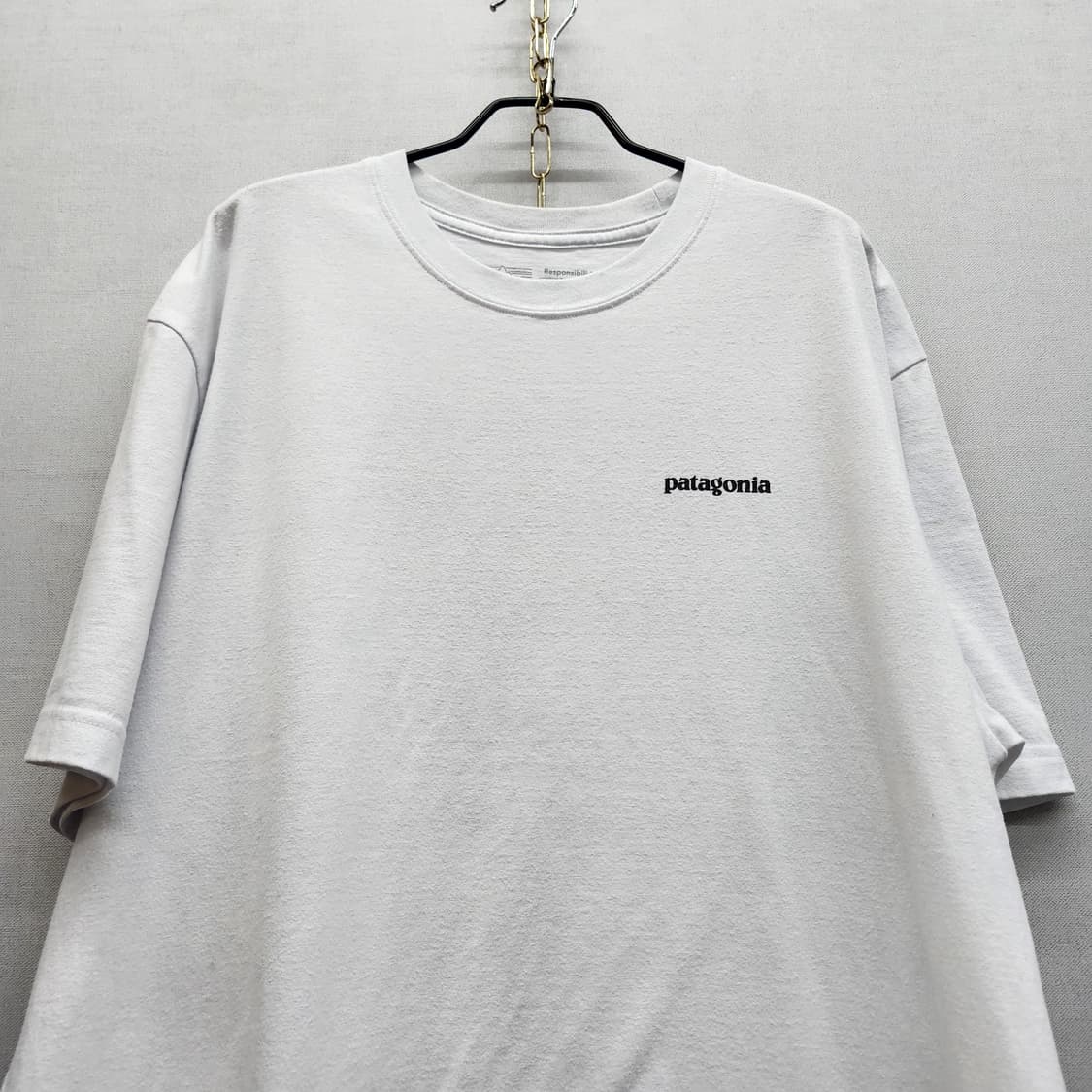 파타고니아 백로고 프린팅 반팔티 XL(XL) 상품이미지3