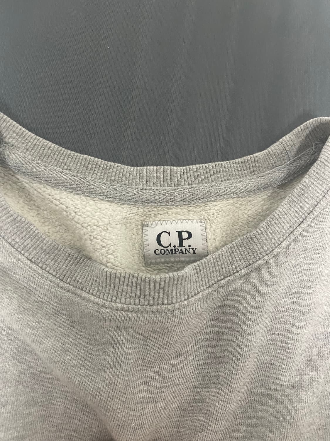 Cp컴퍼니 맨투맨 m사이즈 상품이미지3