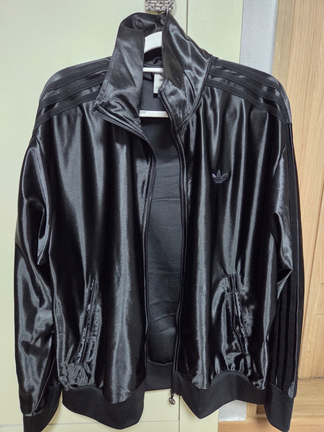 아디다스 Q3 오버사이즈 트랙탑 블랙 - KR 사이즈 상품이미지2