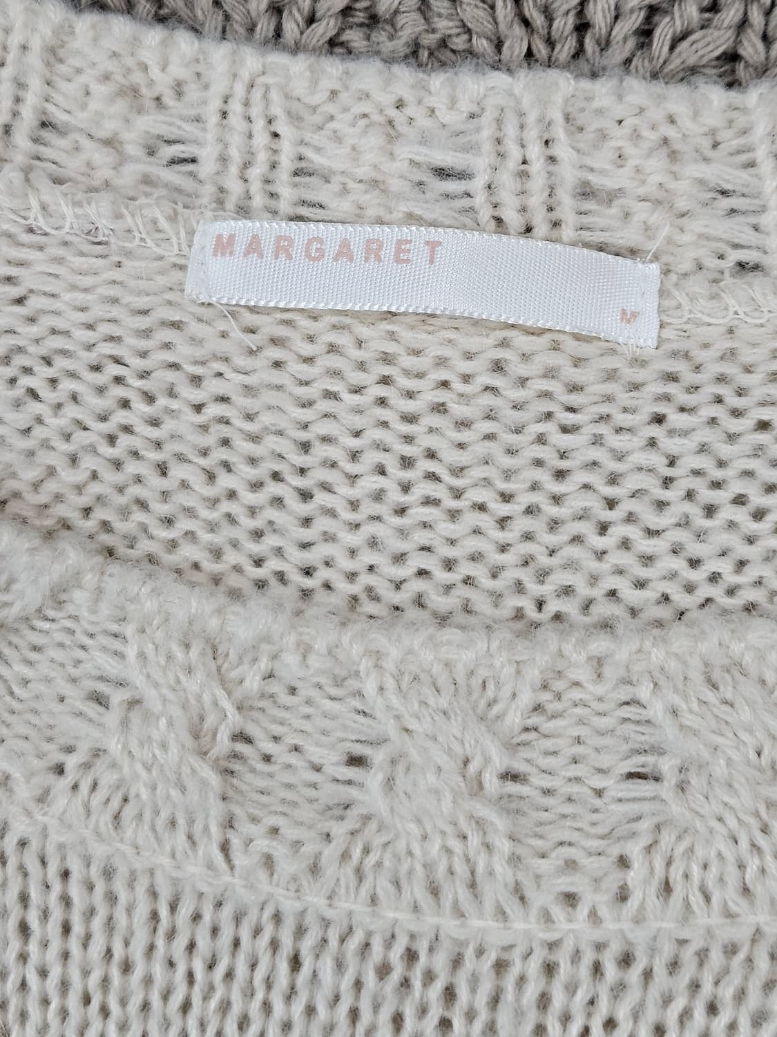 마가렛(Margaret) 긴팔 니트 아이보리 상품이미지3